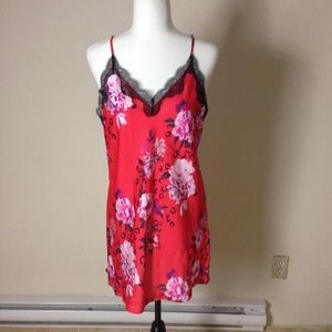 Victoria’s Secret Red Floral Slip Size: Large